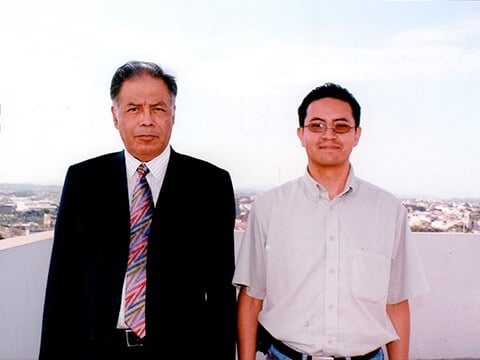 Fernando Ipial Morillo con Dr. Isaac Goiz